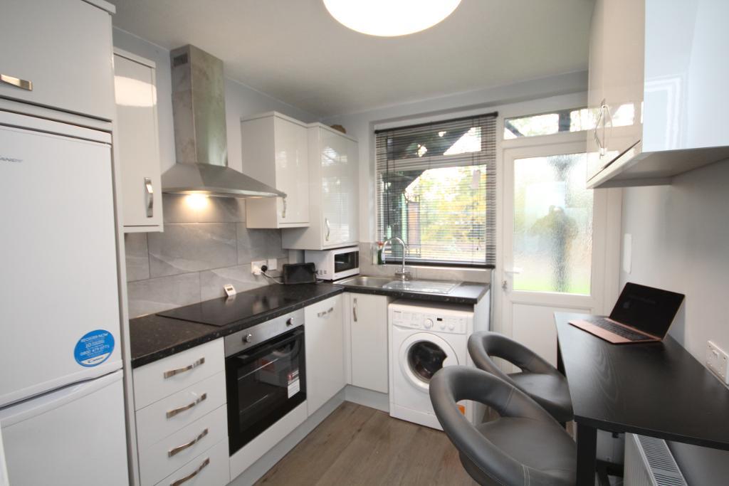 Canons Court, Stonegrove, Middlesex, HA8 7ST