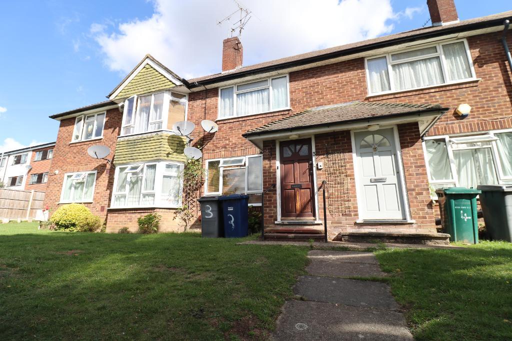 Sterling Avenue, Edgware, Middlesex, HA8 8BP