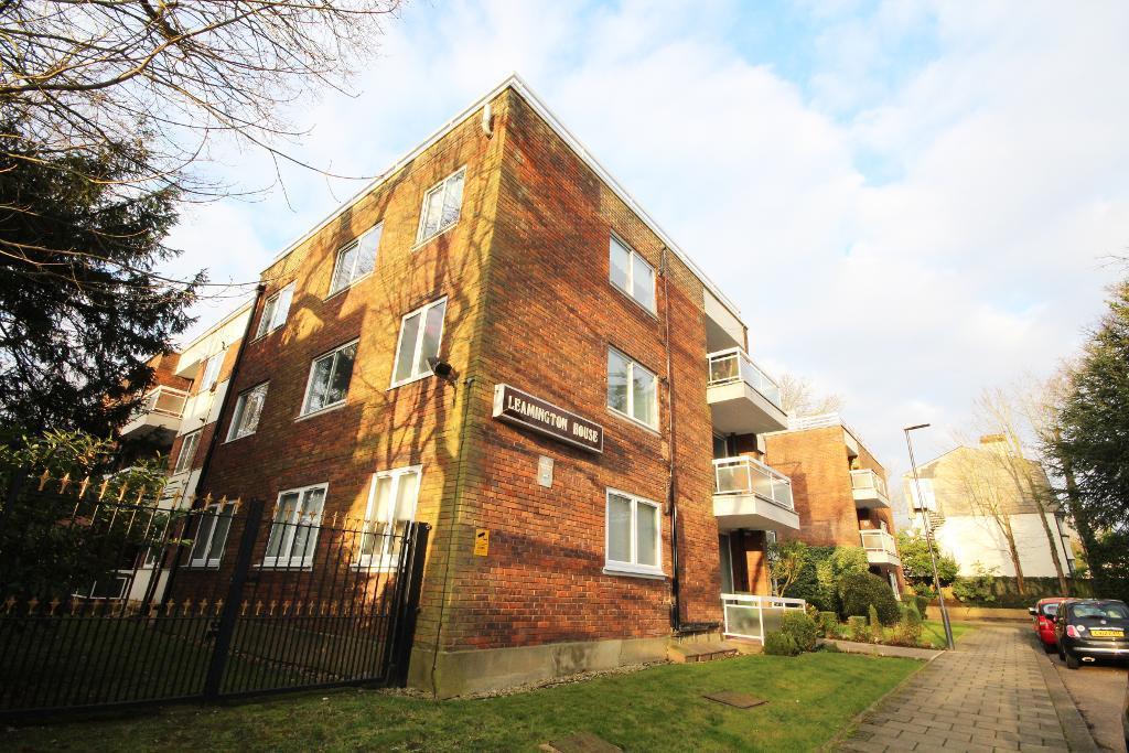 Leamington House, Stonegrove, Edgware, Middlesex, HA8 7TN